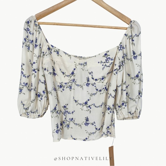 NWT Reformation Women's Lua Puff Sleeve Floral Smocked Top Sz 8, Ivory & Blue - Picture 2 of 16